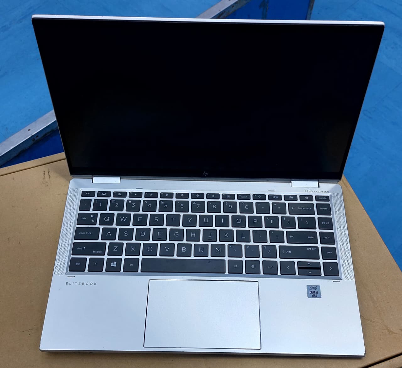 Hp EliteBook 1040 G7 coi5 16 gb ram 256ssd 10th generation x360 touch screen at only ksh 38,000.